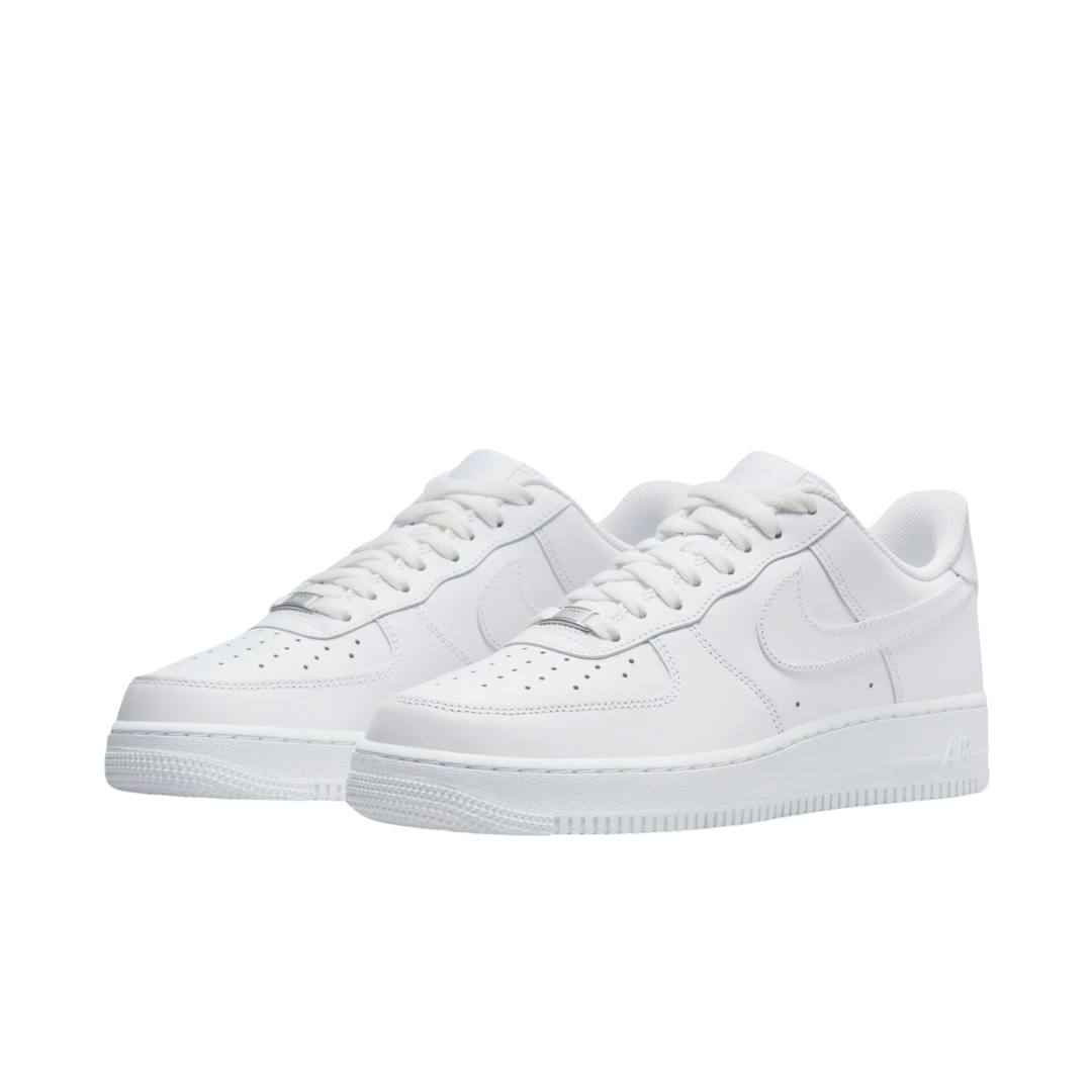 Nike SB Dunk All White