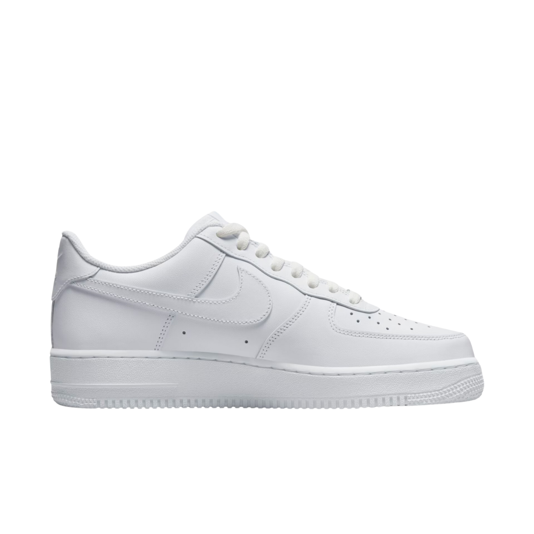 Nike SB Dunk All White