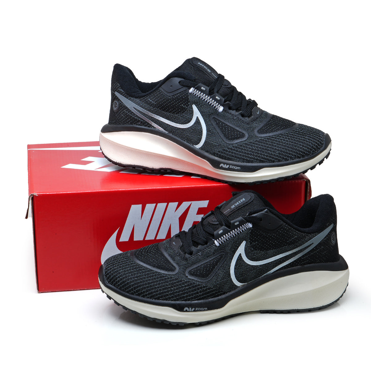 Nike Vomero 17 (Preto/Branco)
