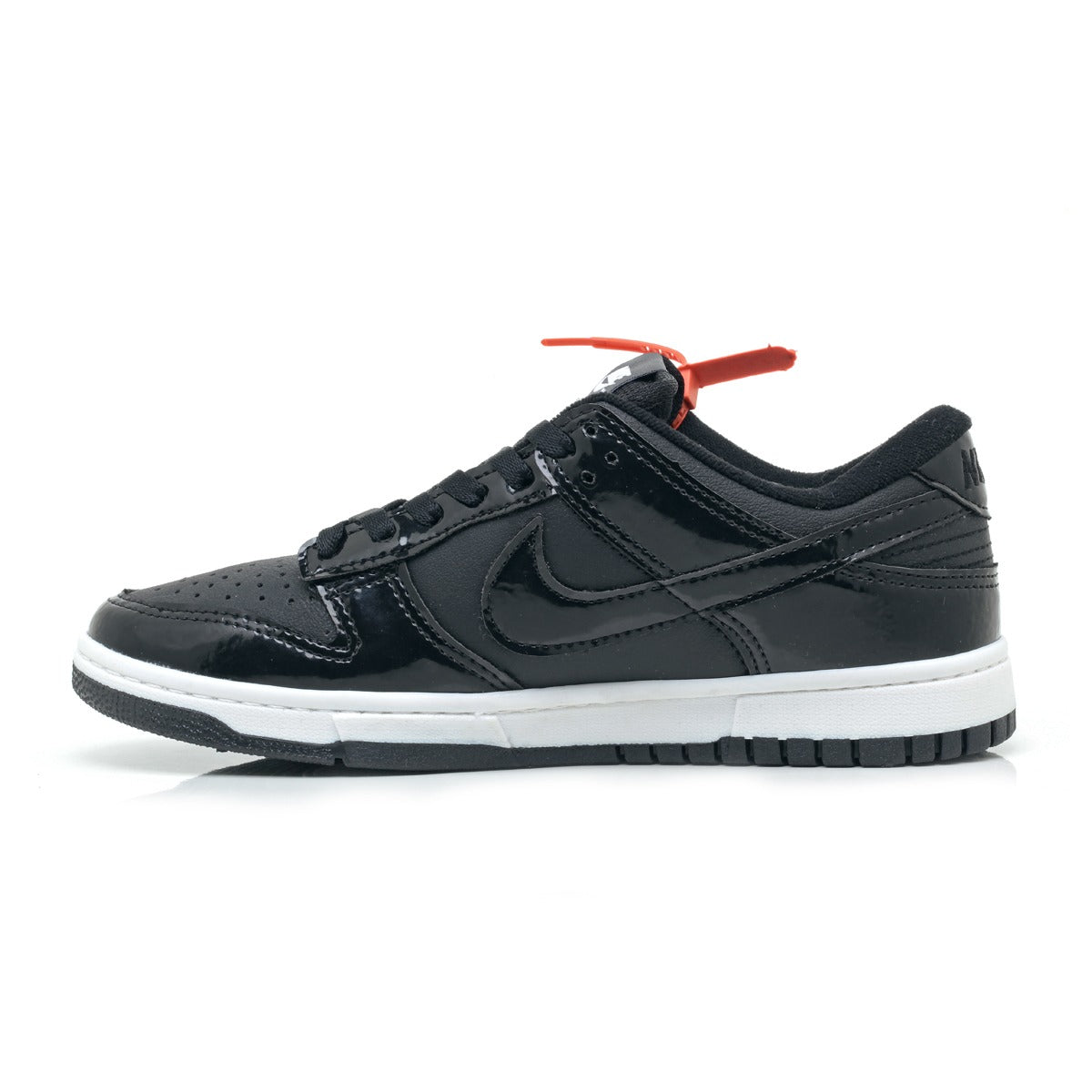 Nike SB Dunk (Preto/Verniz)