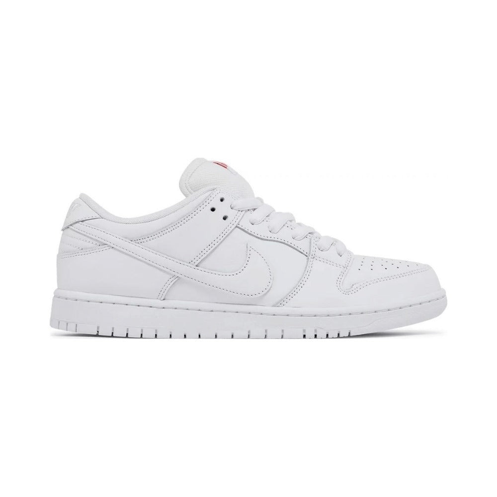 Nike SB Dunk All White
