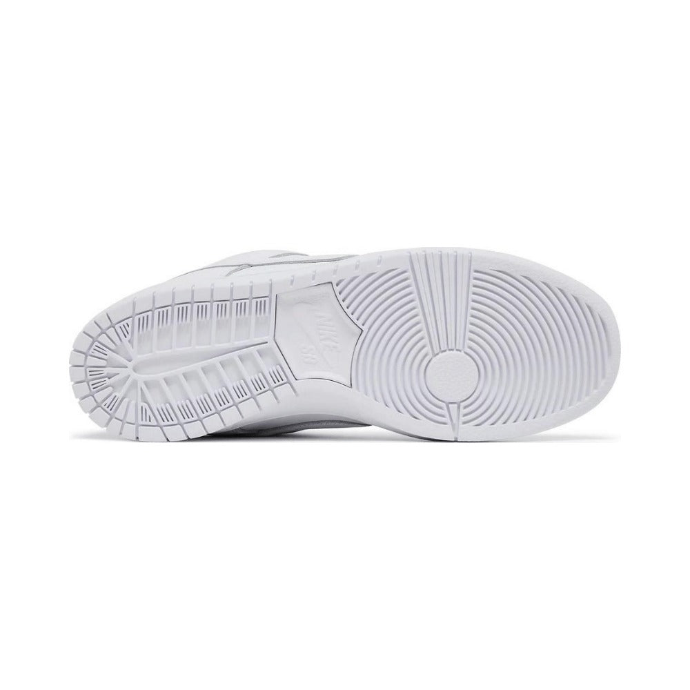 Nike SB Dunk All White