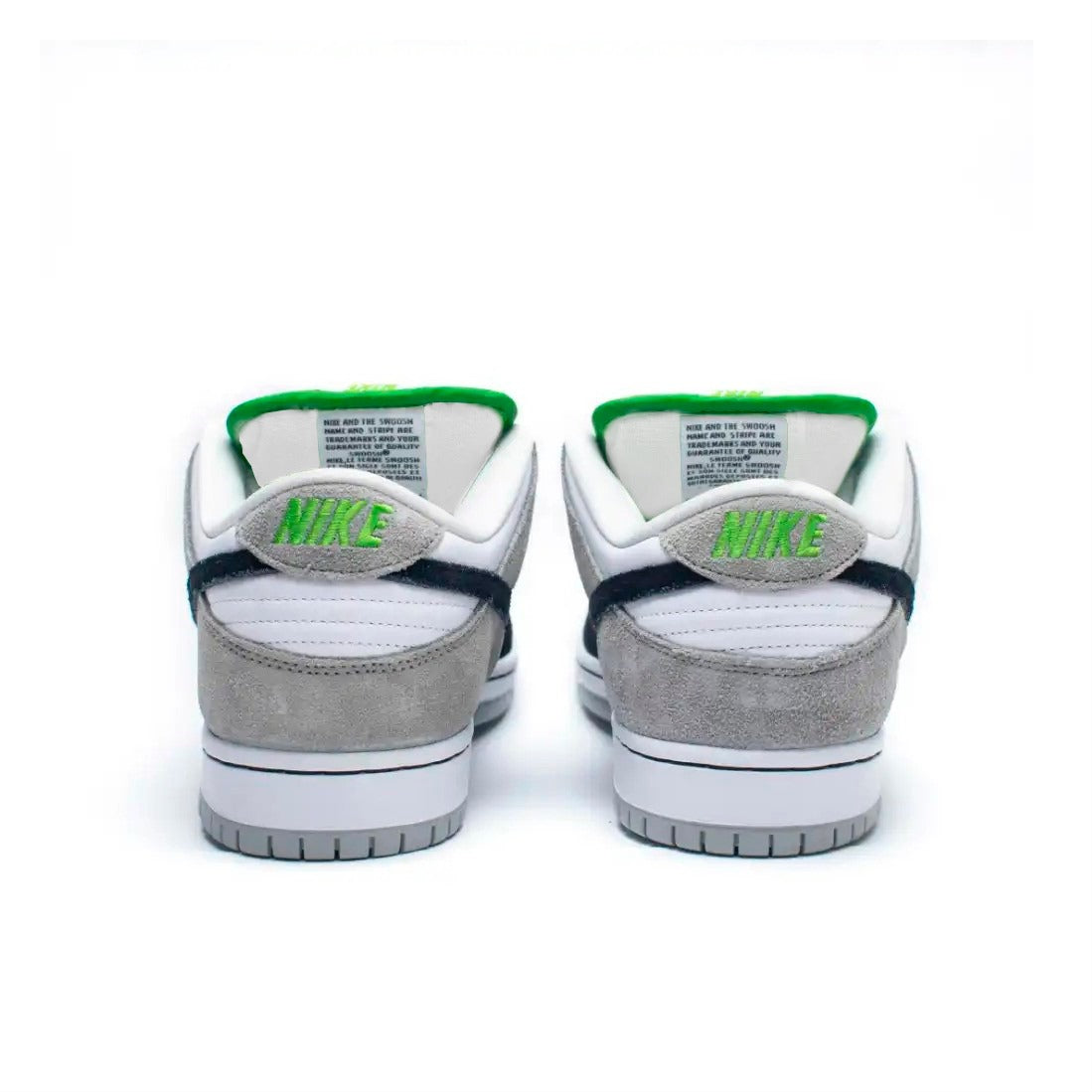 Nike SB Dunk ‘Chlorophyll’ (Preto/Branco/Verde)