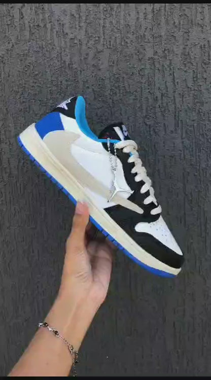 Nike Air Jordan Low OG Travis Scott ‘Fragment’ (Azul/Branco/Preto)