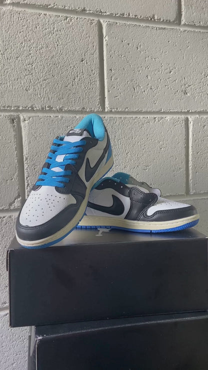 Nike Air Jordan Low OG Travis Scott ‘Fragment’ (Azul/Branco/Preto)