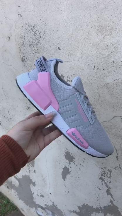 Adidas NMD R1 V2 (Cinza/Rosa)