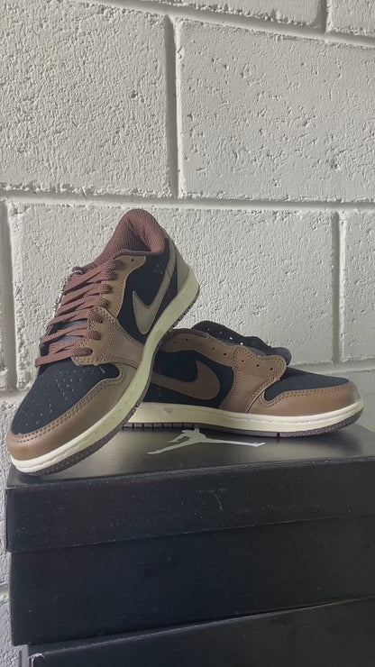 Nike Air Jordan Low OG Travis Scott ‘Mocha’ (Marrom/Preto)